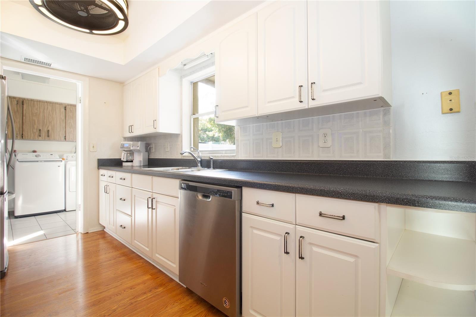 Image 8 of 34 For 12092 104th Court