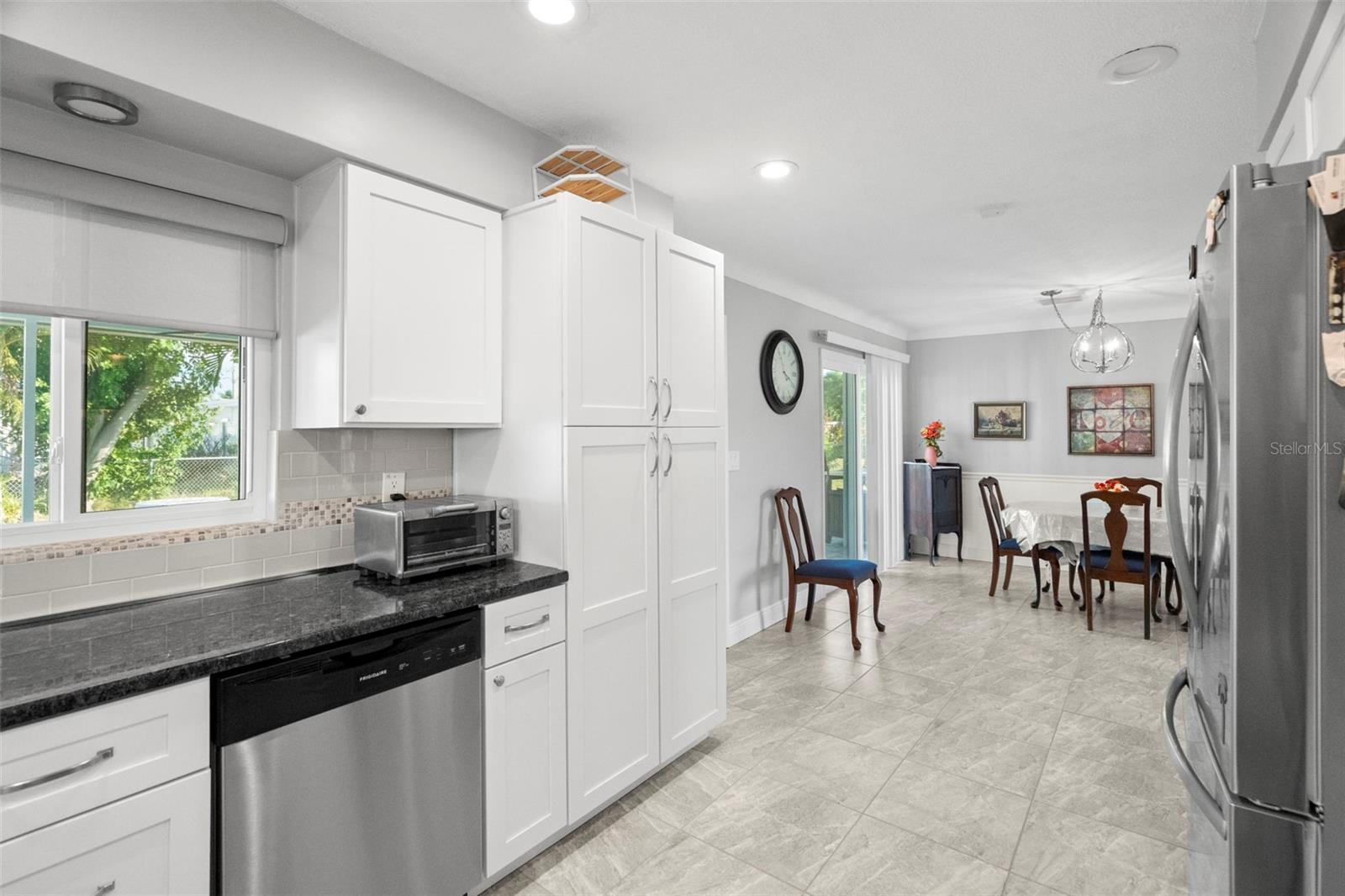 Image 11 of 44 For 10121 4th Street E