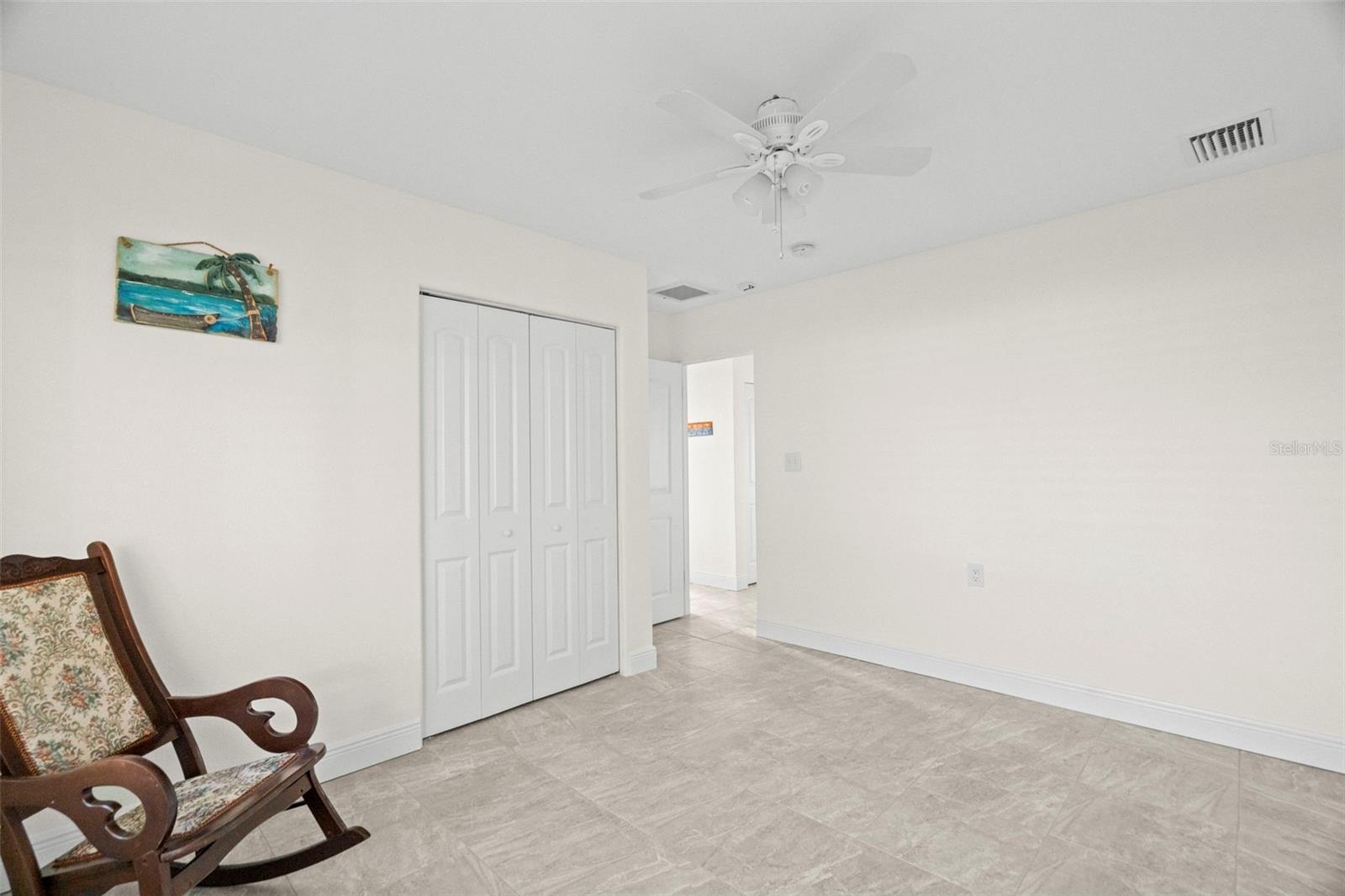 Image 17 of 44 For 10121 4th Street E