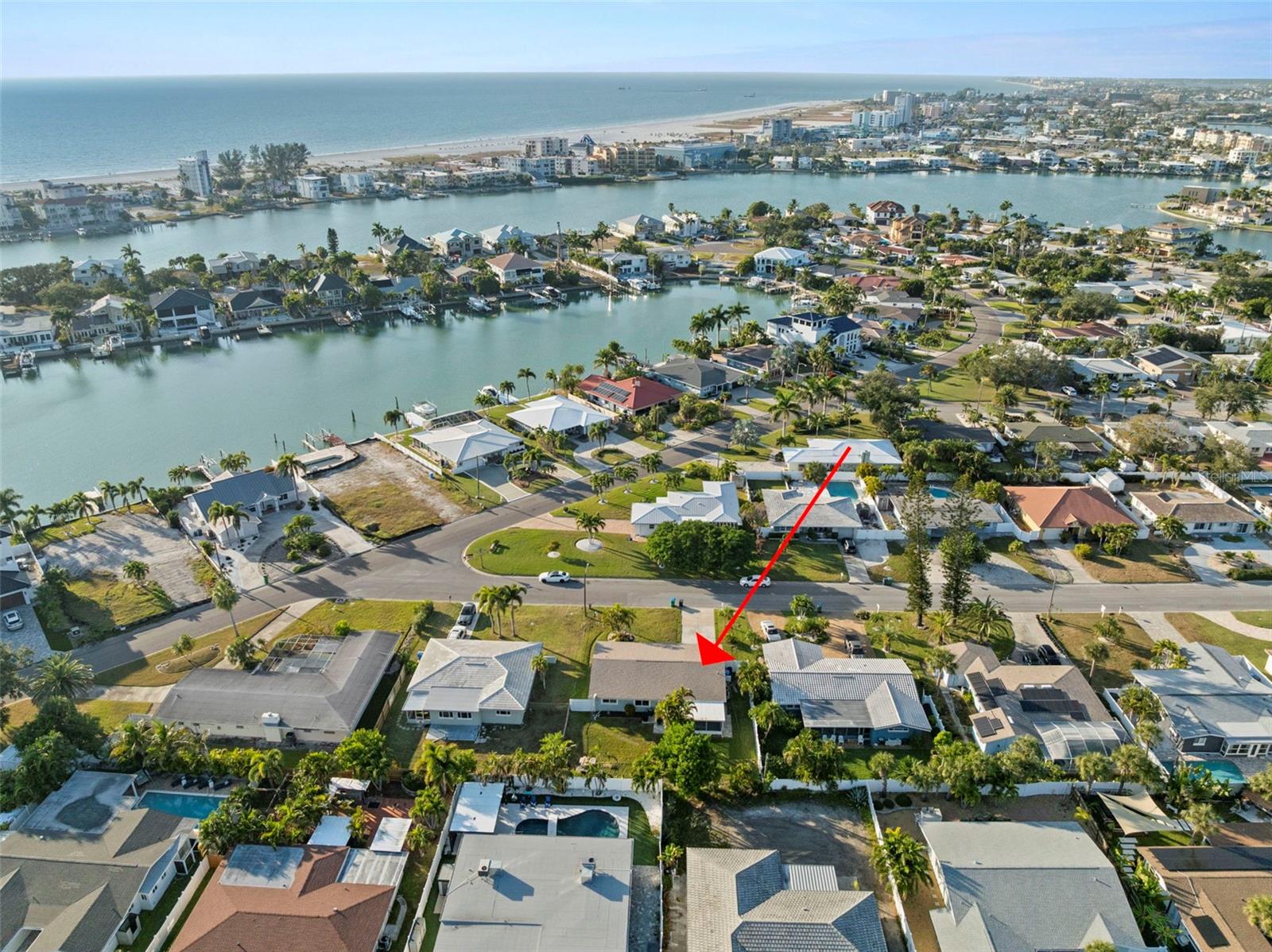 Image 36 of 44 For 10121 4th Street E