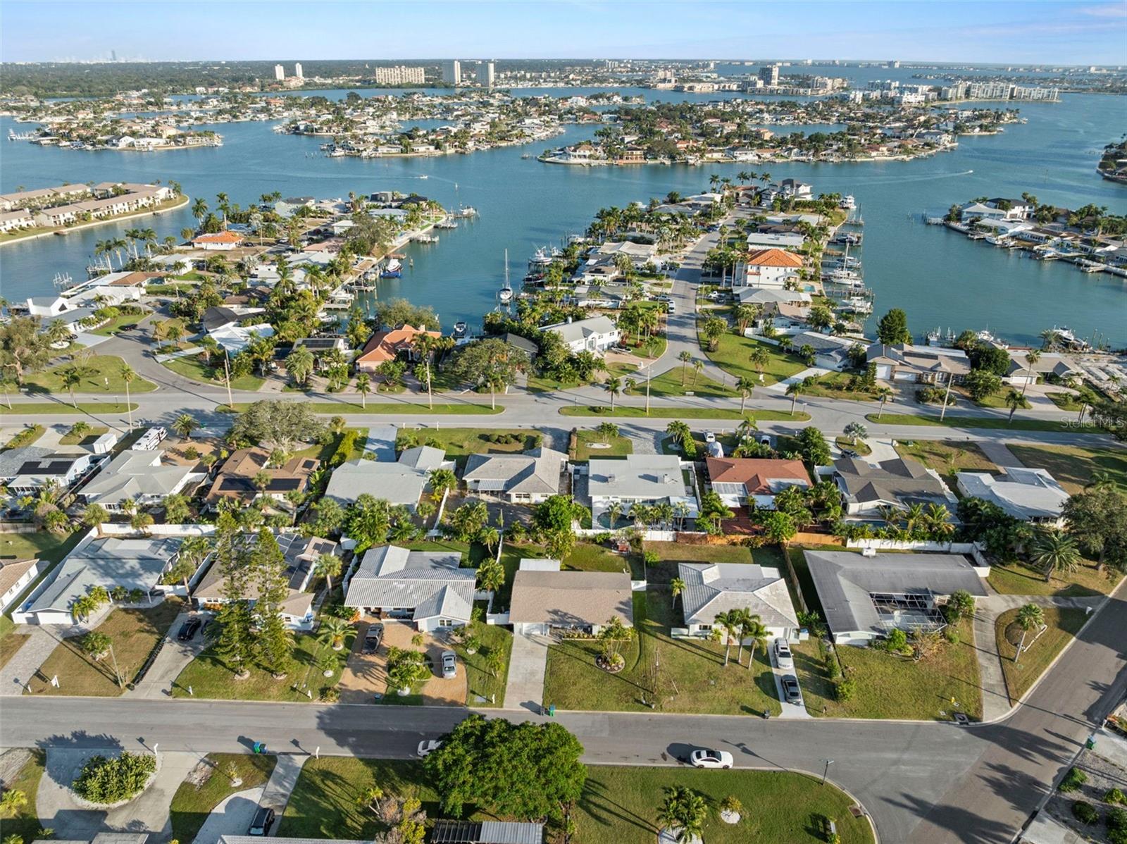 Image 42 of 44 For 10121 4th Street E