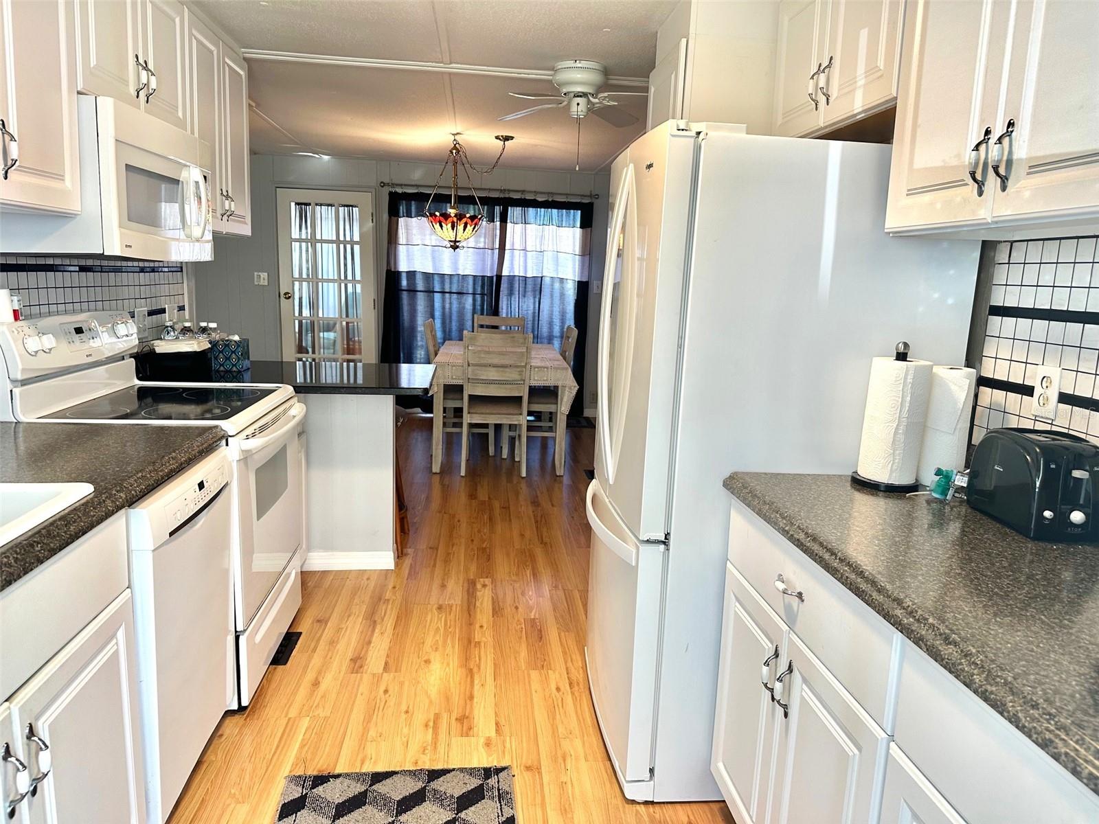 Image 4 of 17 For 9900 Ulmerton Road 61