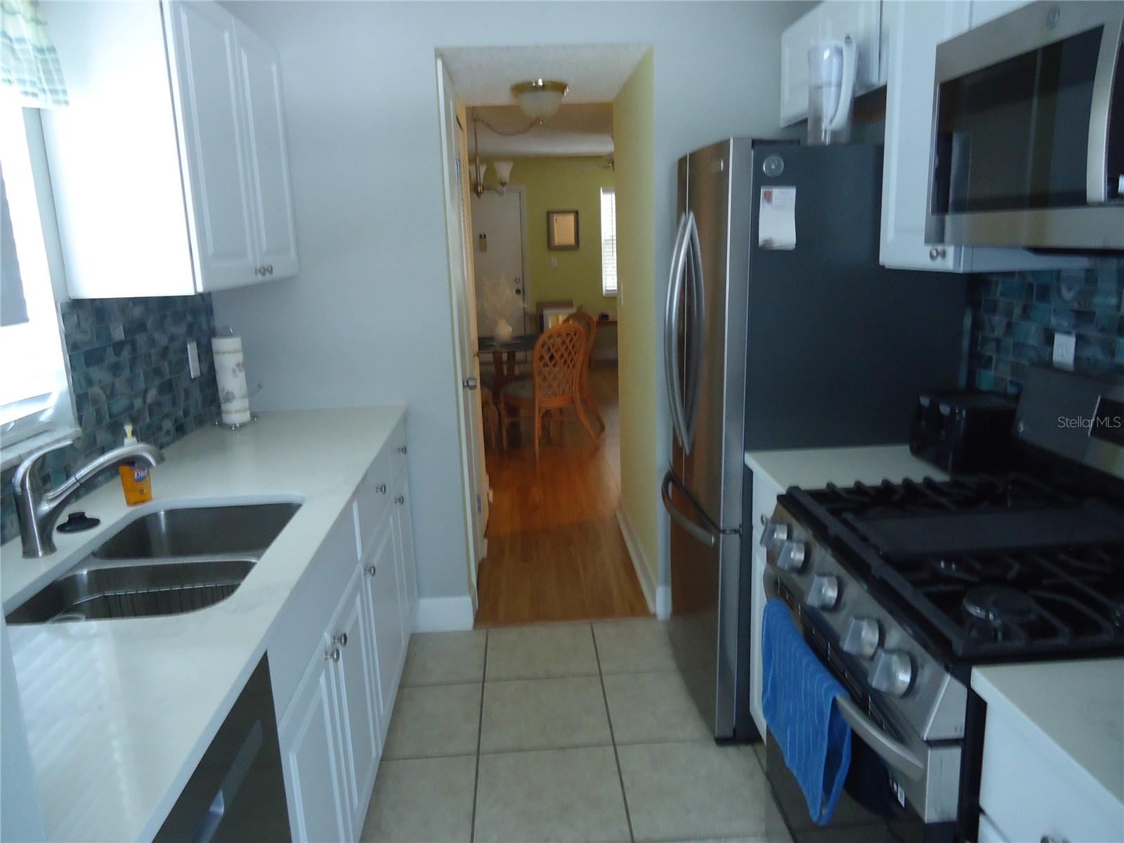 Image 3 of 23 For 10034 64th Avenue N 21