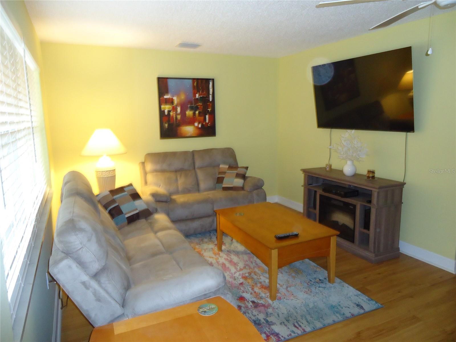 Image 6 of 23 For 10034 64th Avenue N 21