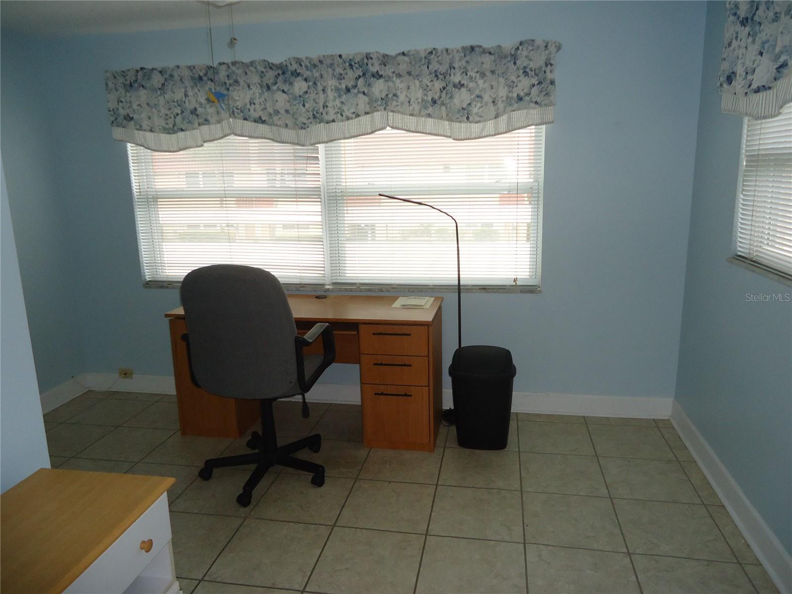 Image 9 of 23 For 10034 64th Avenue N 21