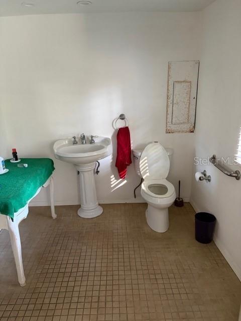 Image 22 of 30 For 5211 Wilcox Road