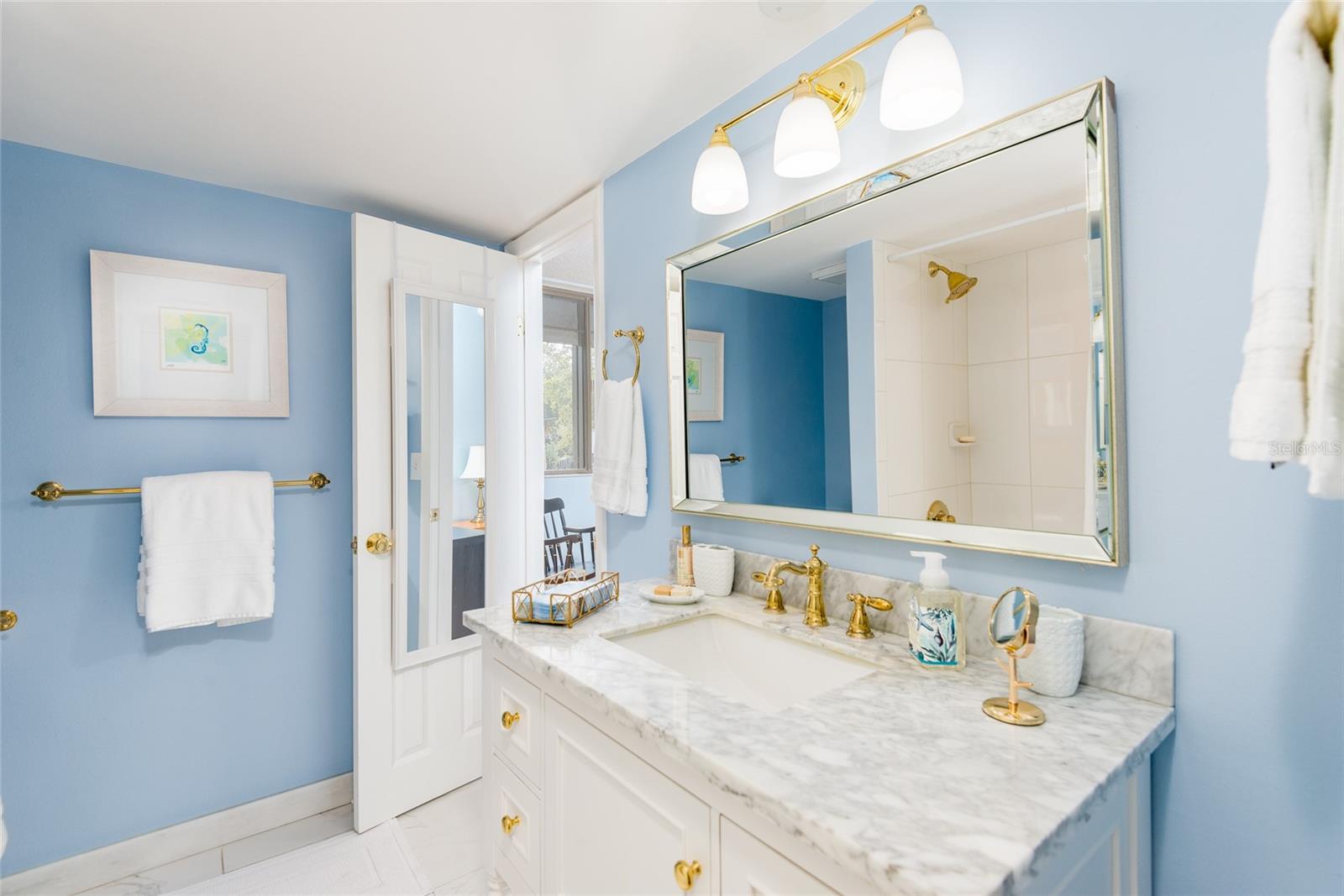 Image 26 of 37 For 5020 Bayshore Boulevard 201