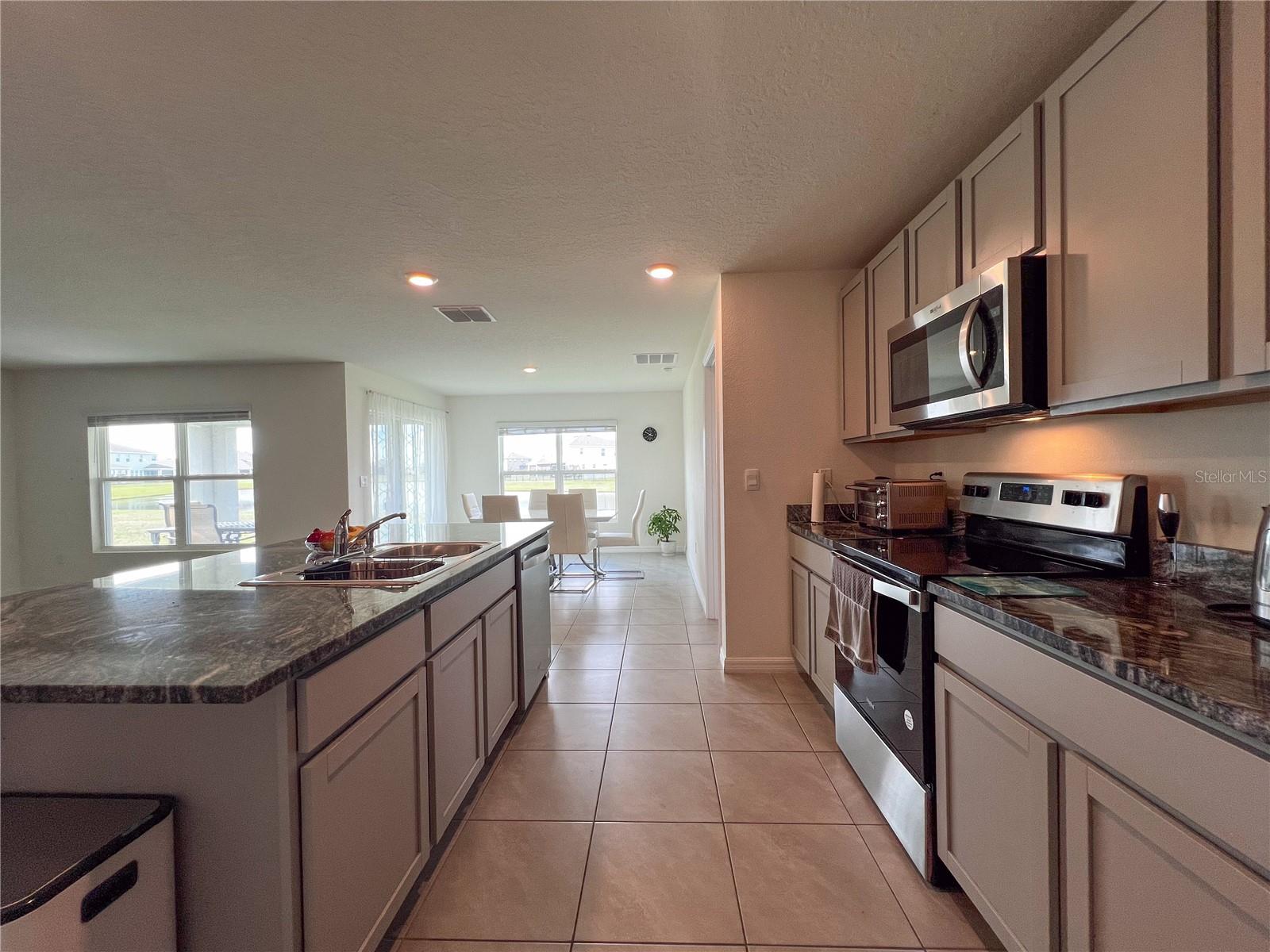 Image 12 of 37 For 10634 Chippewa Drive