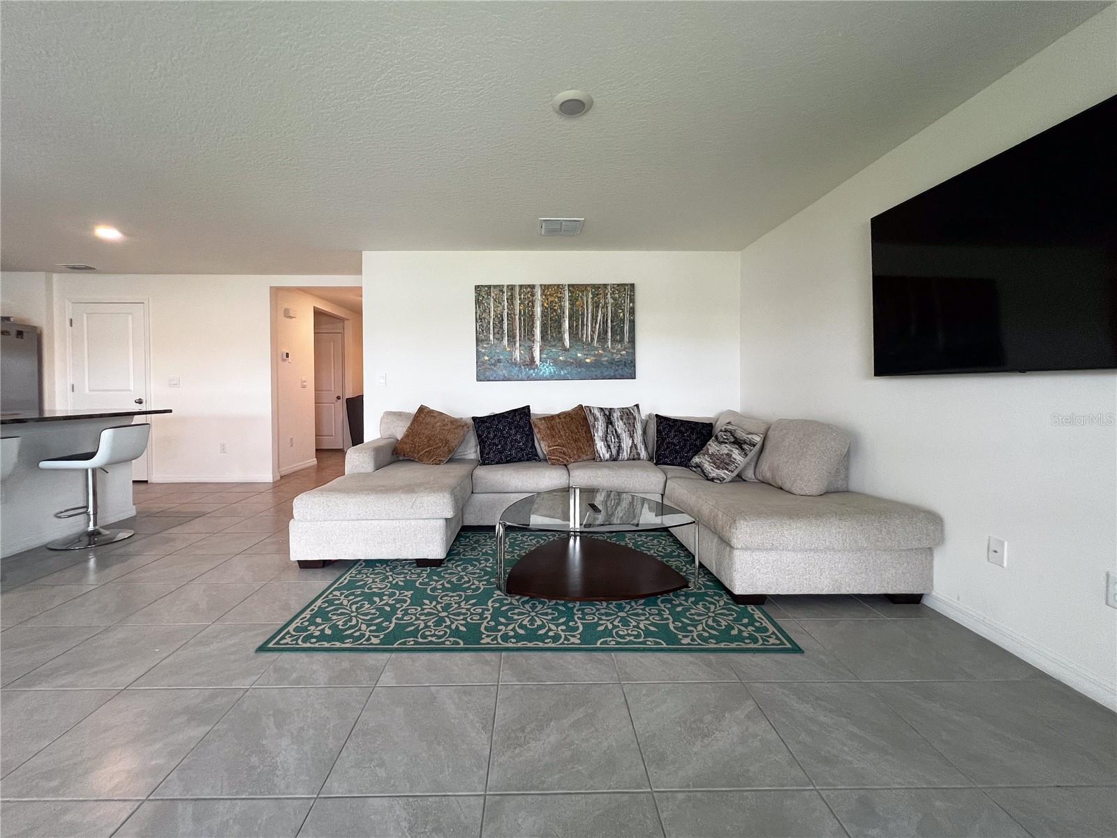 Image 2 of 37 For 10634 Chippewa Drive