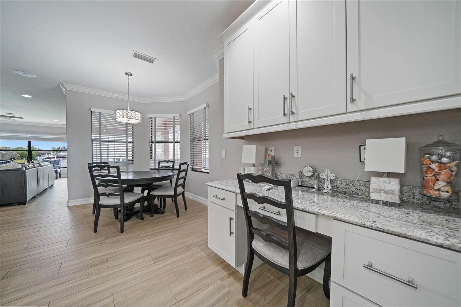 Image 21 of 44 For 197 Gulfview Road