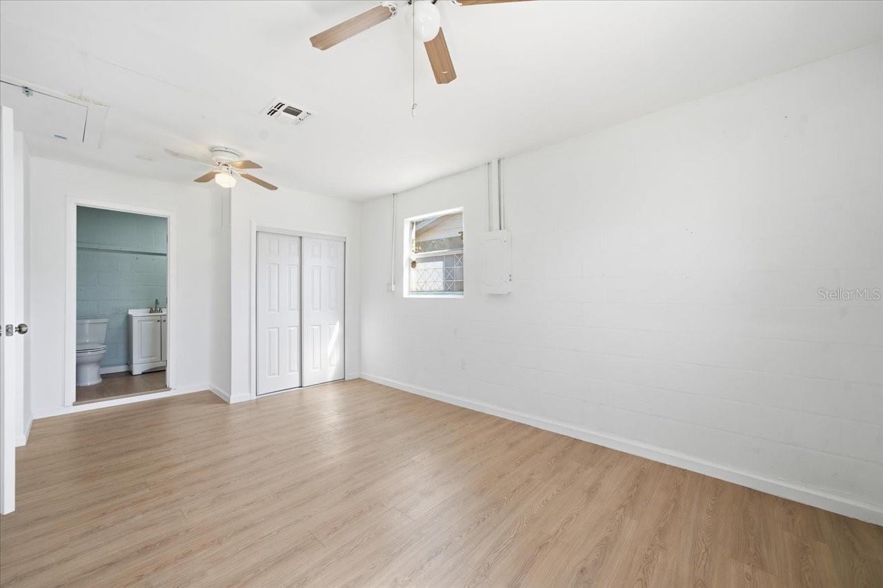 Image 16 of 26 For 7429 Maryland Avenue