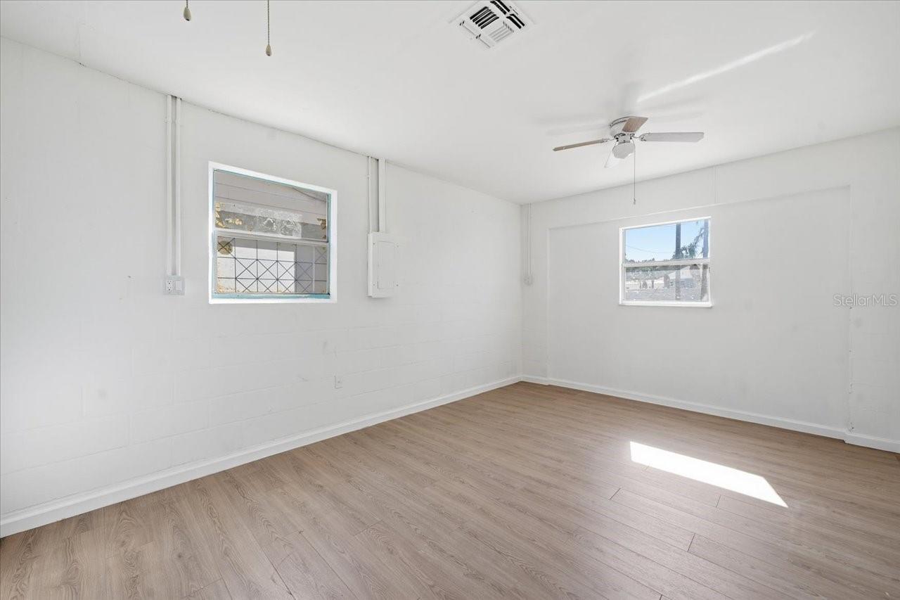 Image 23 of 26 For 7429 Maryland Avenue