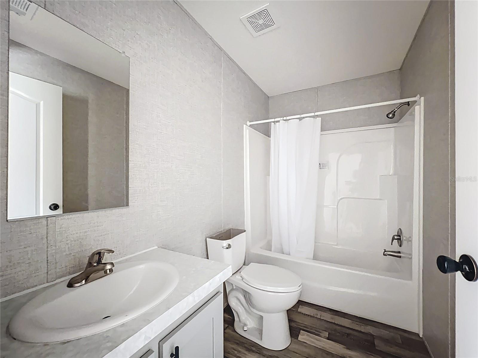 Image 26 of 42 For 50 Neeld  