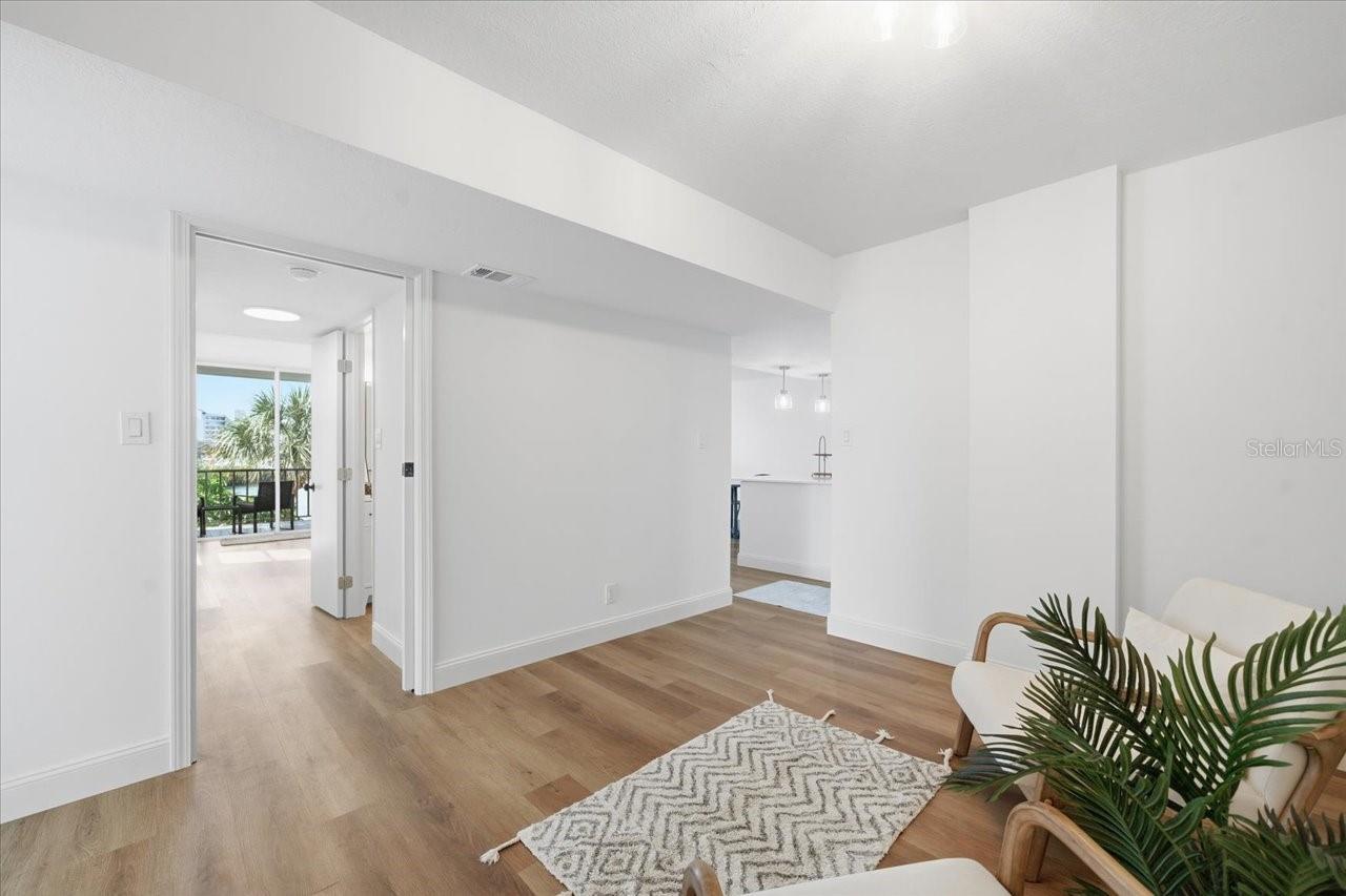 Image 20 of 62 For 7400 Sun Island Drive S 202