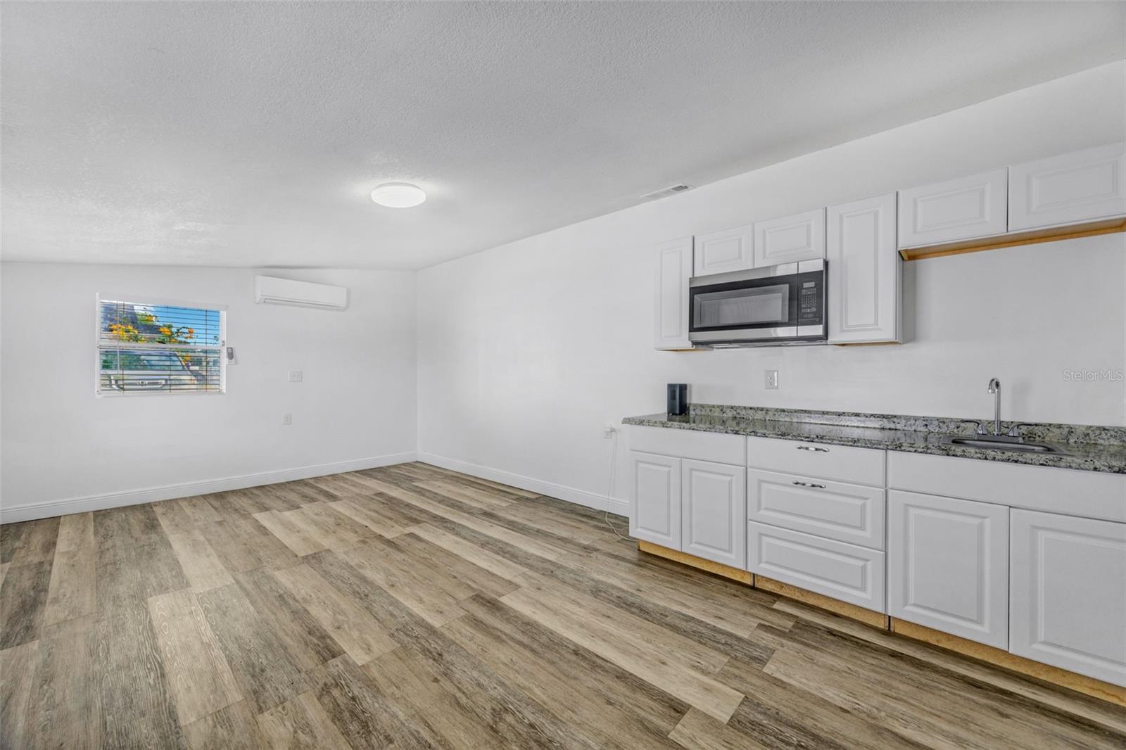 Image 23 of 34 For 5114 Macdill Avenue