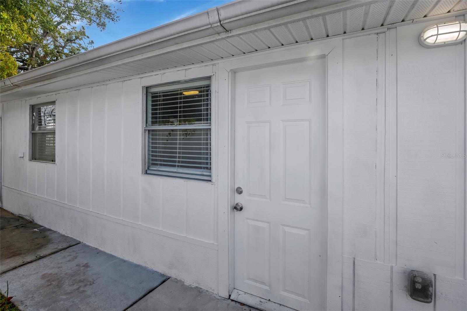 Image 27 of 34 For 5114 Macdill Avenue