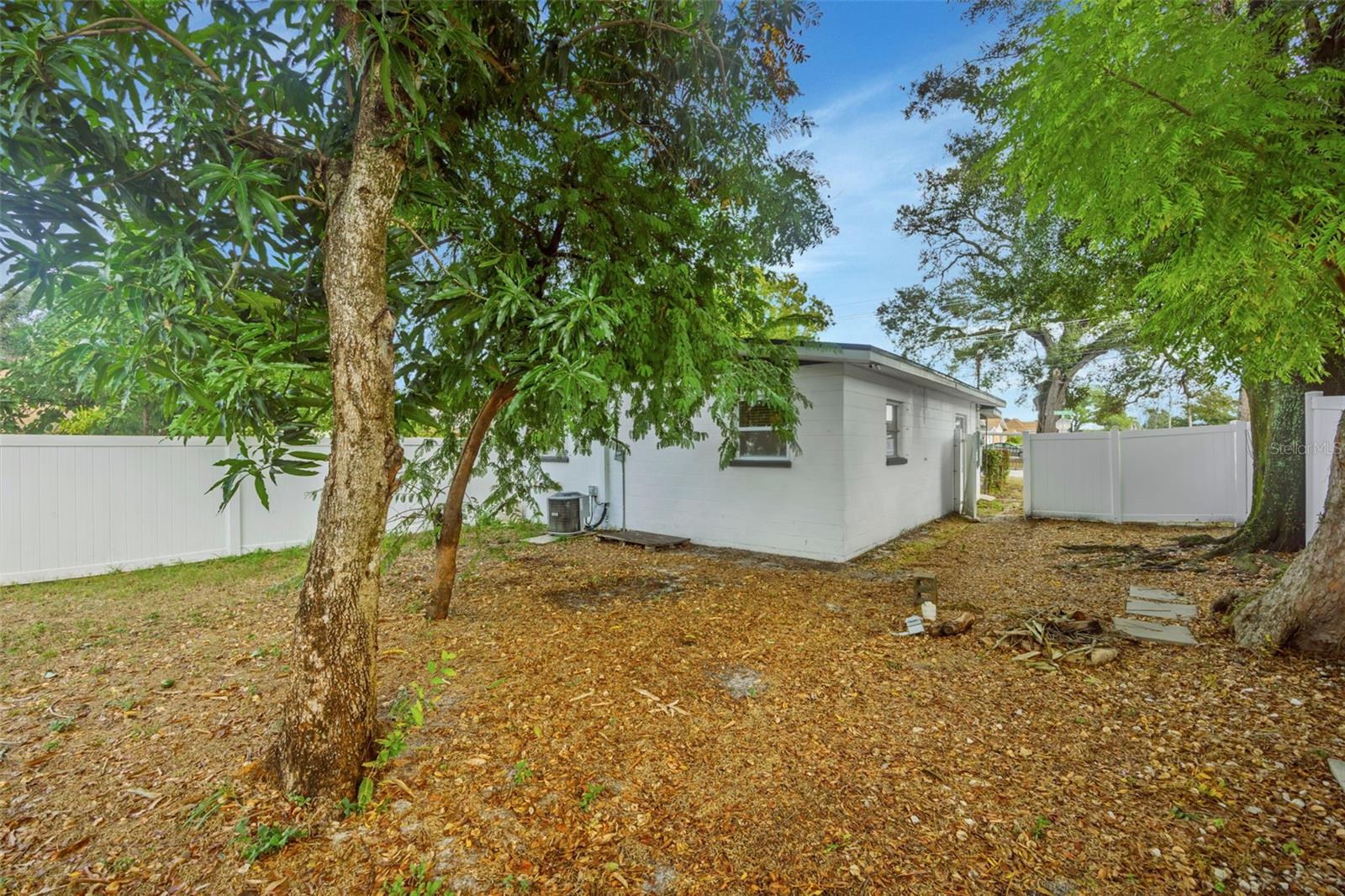 Image 32 of 34 For 5114 Macdill Avenue