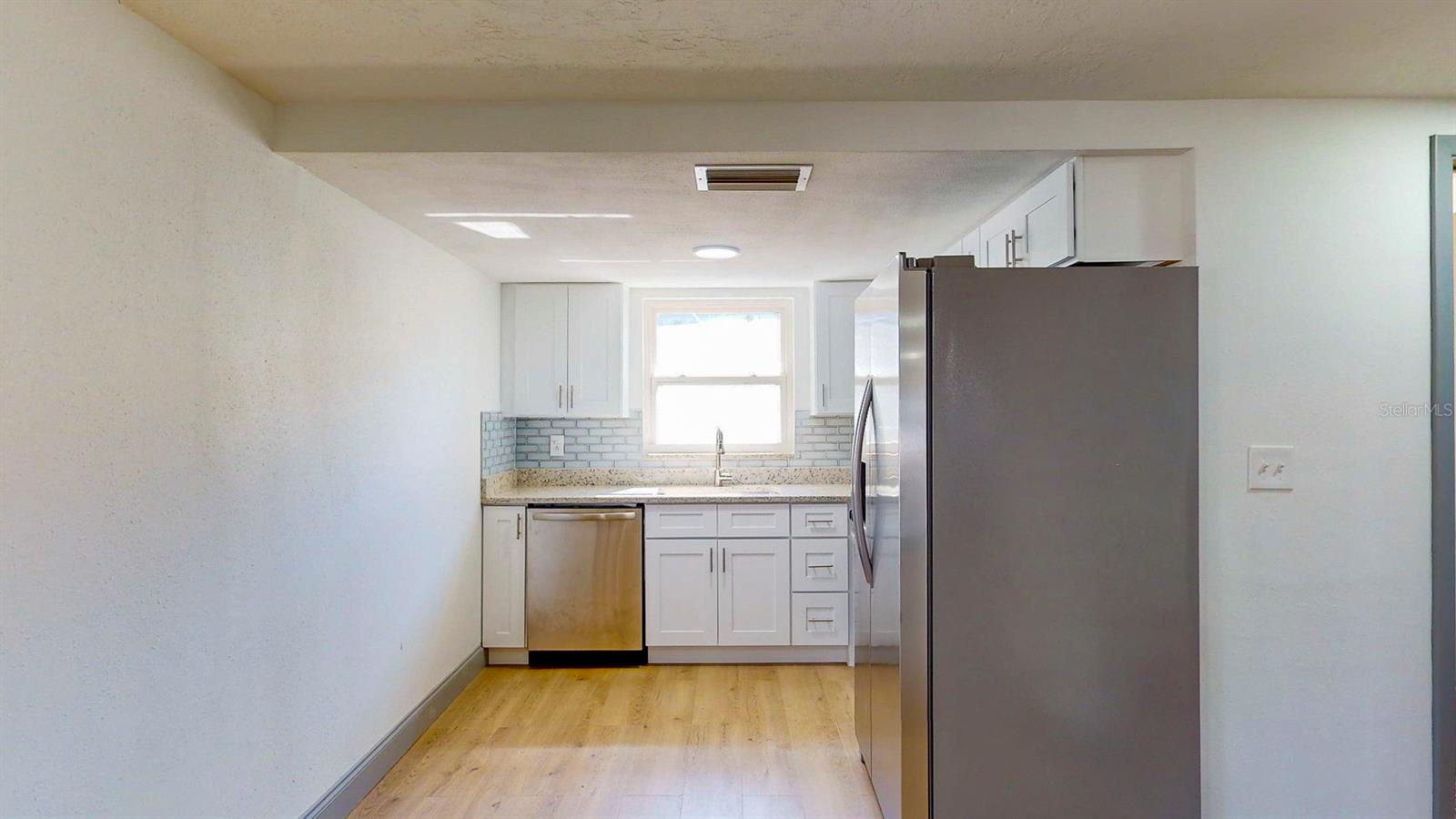 Image 18 of 69 For 7425 Betula Drive