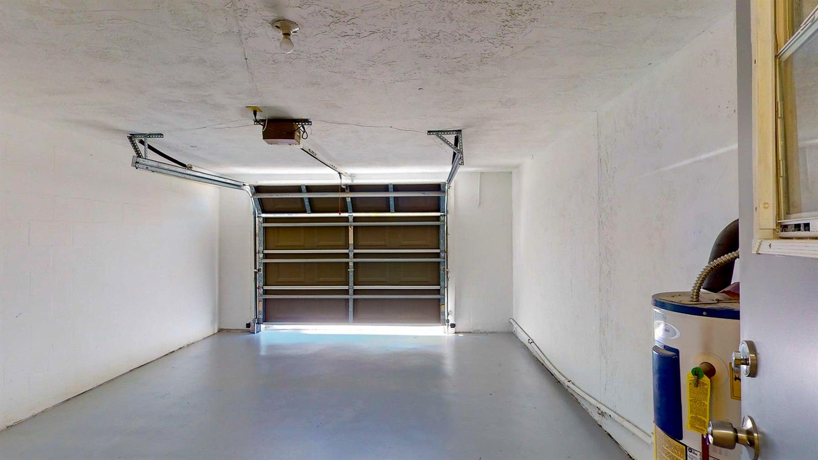 Image 21 of 69 For 7425 Betula Drive