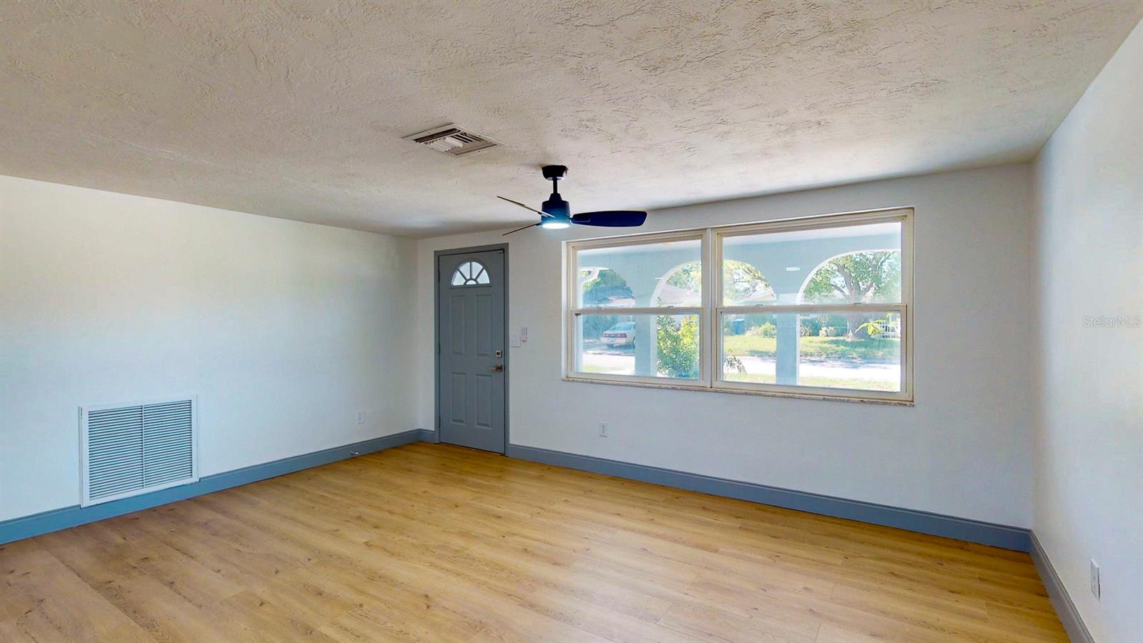 Image 9 of 69 For 7425 Betula Drive