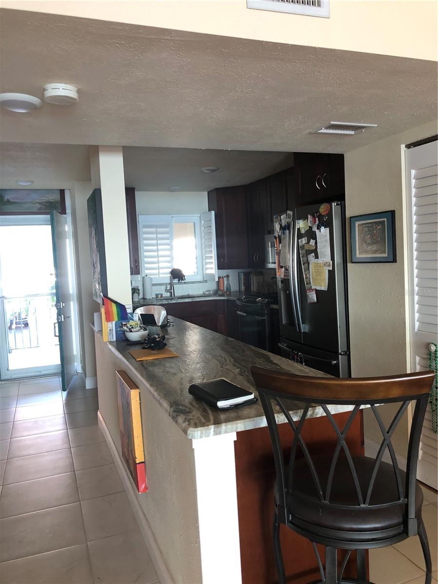 Image 2 of 9 For 6020 Shore Boulevard S 207