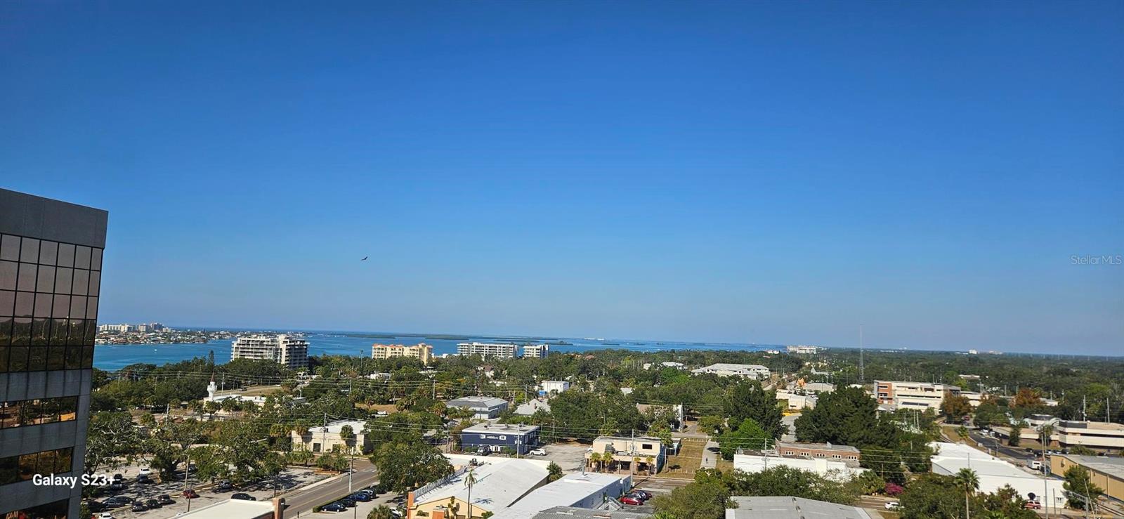 Image 2 of 36 For 628 Cleveland Street 1207