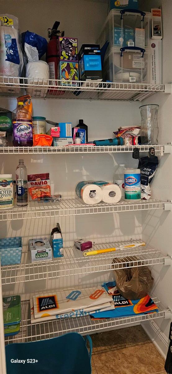 Image 9 of 36 For 628 Cleveland Street 1207