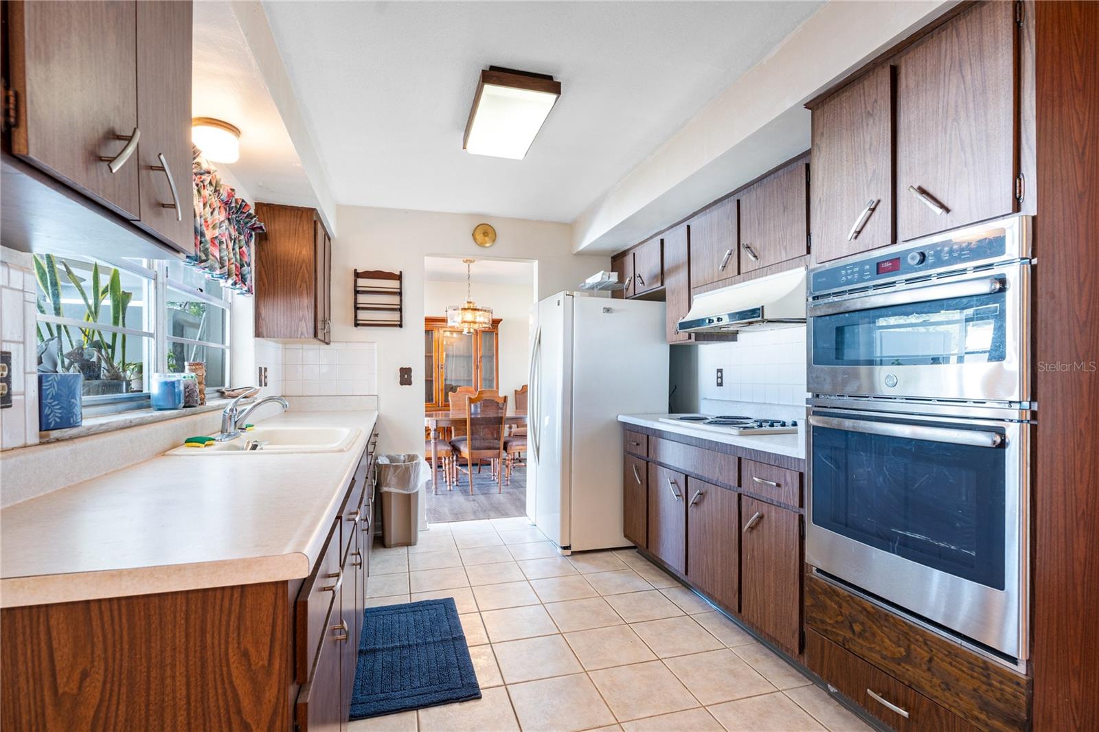 Image 13 of 32 For 1664 Whitewood Drive