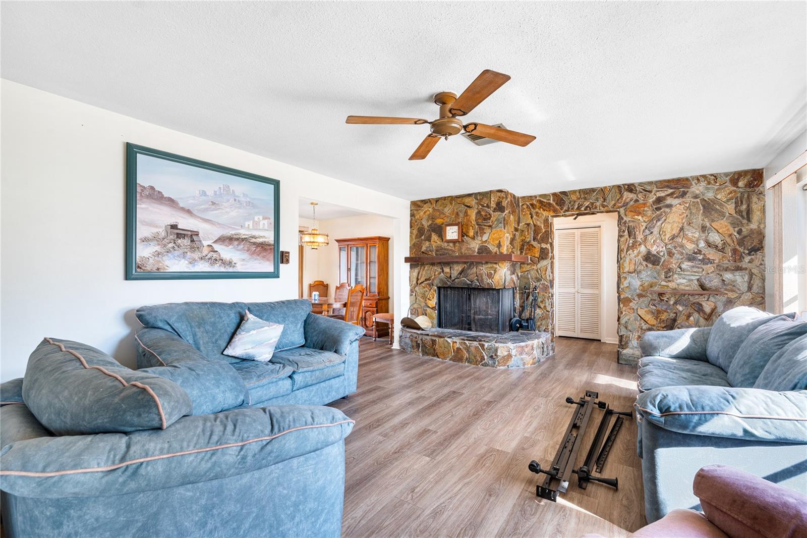 Image 7 of 32 For 1664 Whitewood Drive