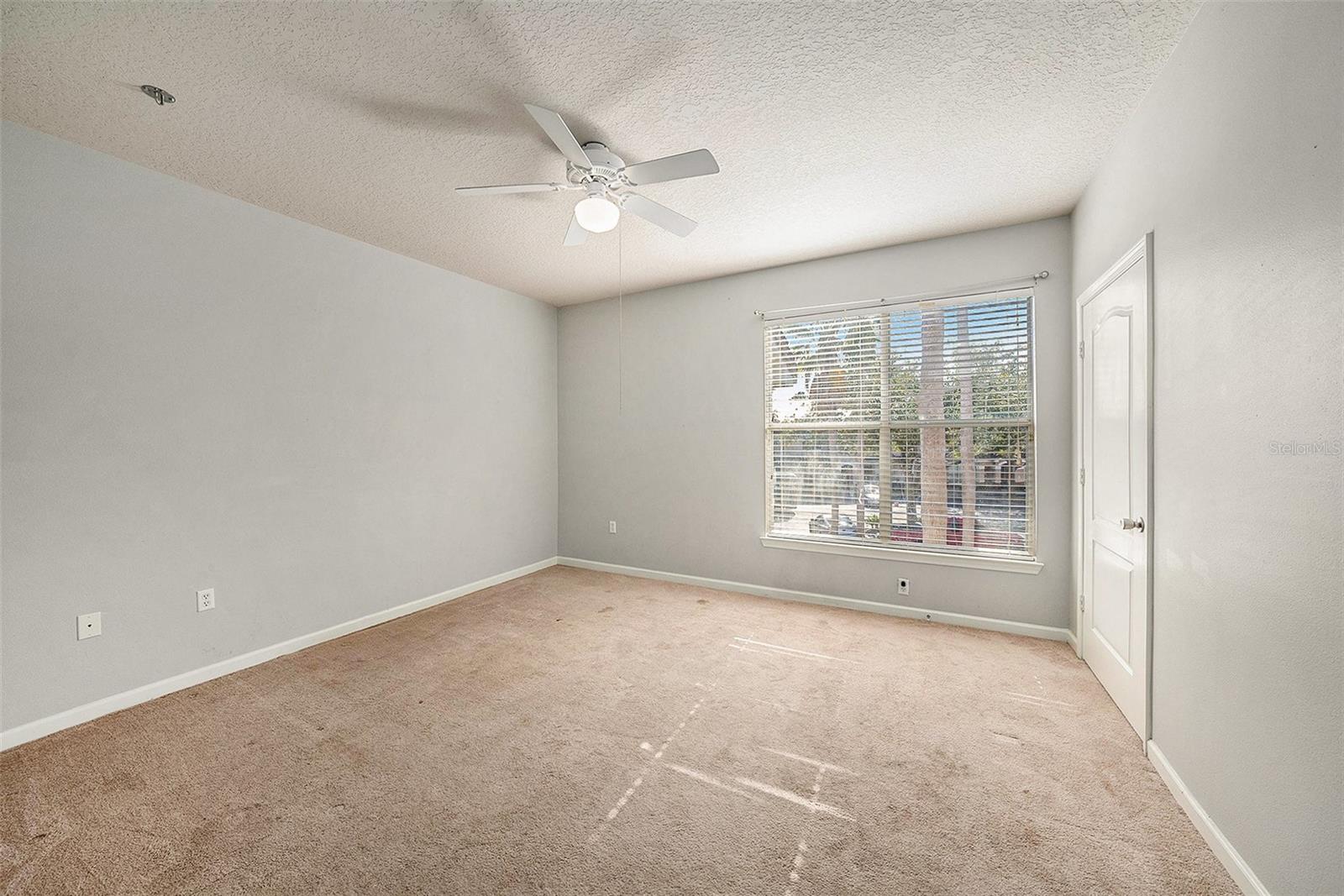 Image 12 of 18 For 10436 Villa View Circle