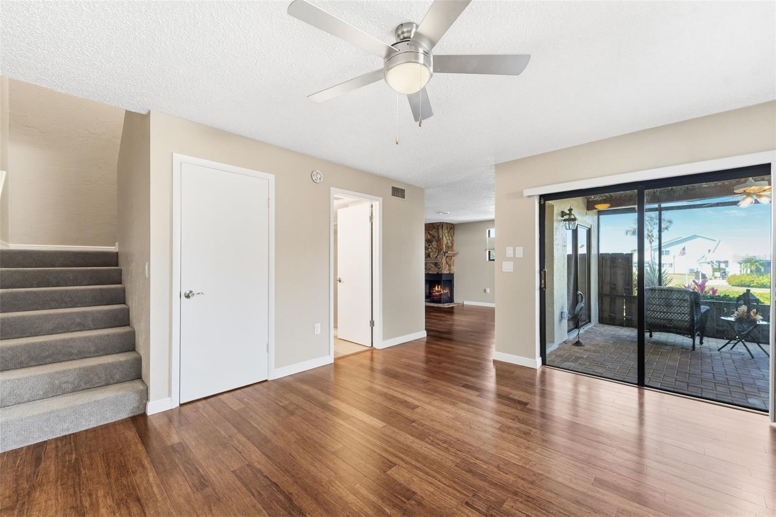 Image 10 of 35 For 9386 Tradewinds Avenue