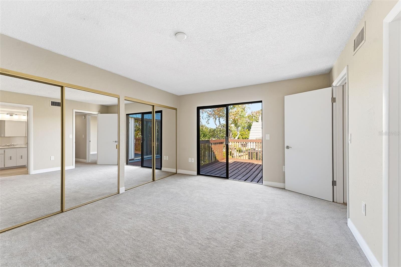 Image 19 of 35 For 9386 Tradewinds Avenue