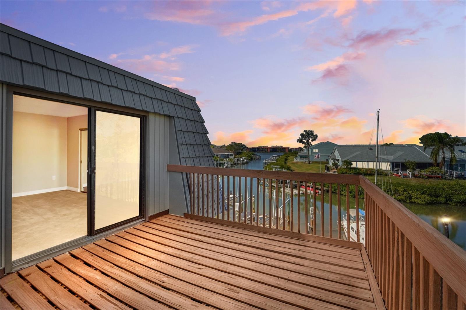 Image 20 of 35 For 9386 Tradewinds Avenue