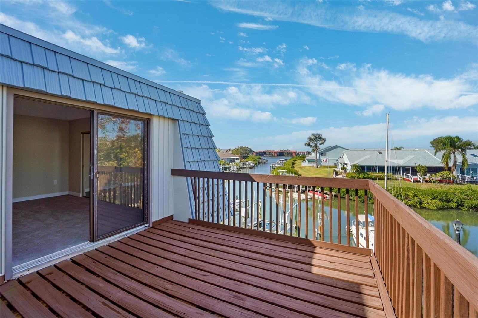 Image 21 of 35 For 9386 Tradewinds Avenue