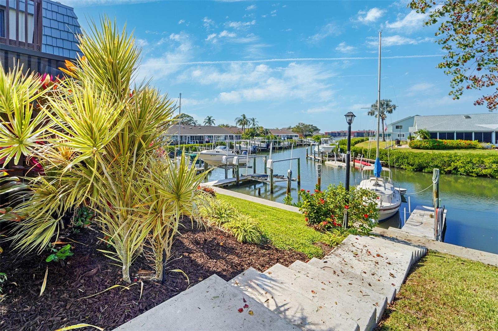 Image 4 of 35 For 9386 Tradewinds Avenue