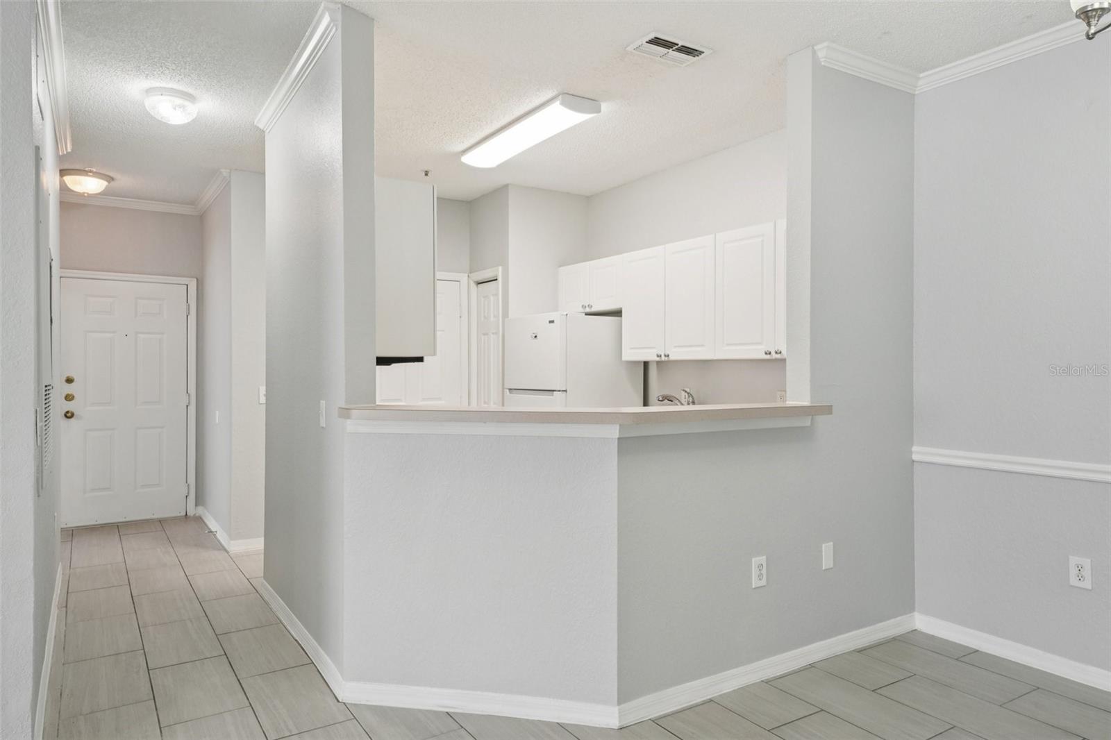 Image 9 of 29 For 18001 Richmond Place Drive 117