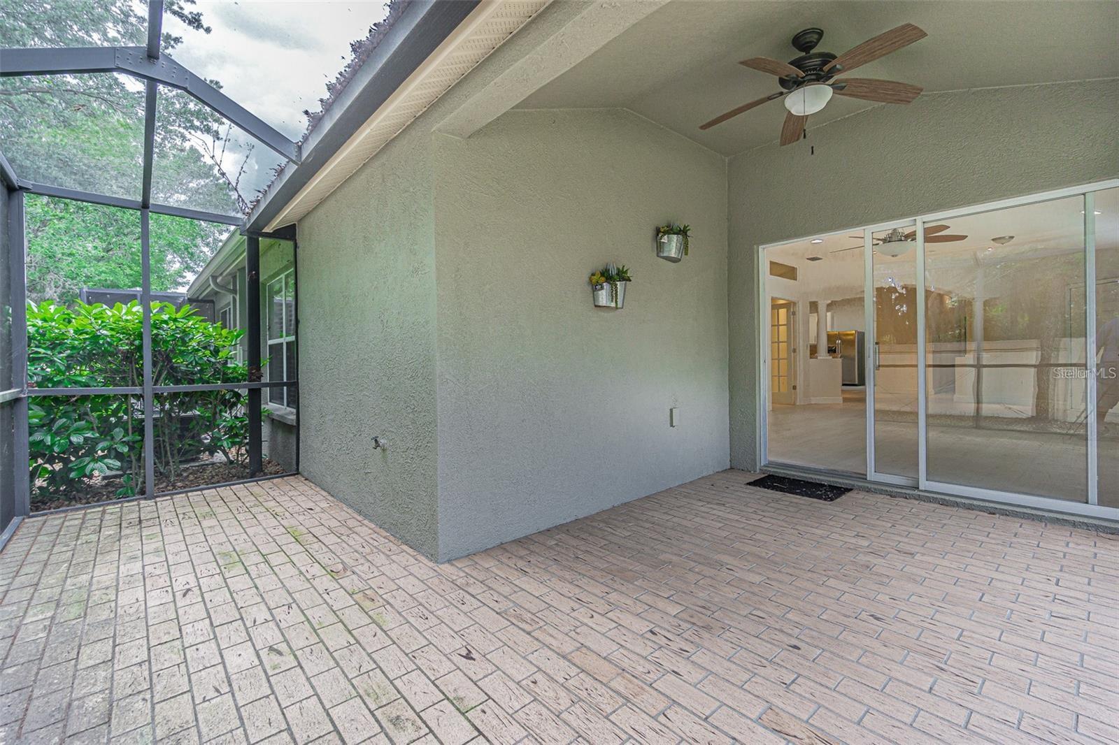 Listing photo id 6 for 31912 Turkeyhill Drive