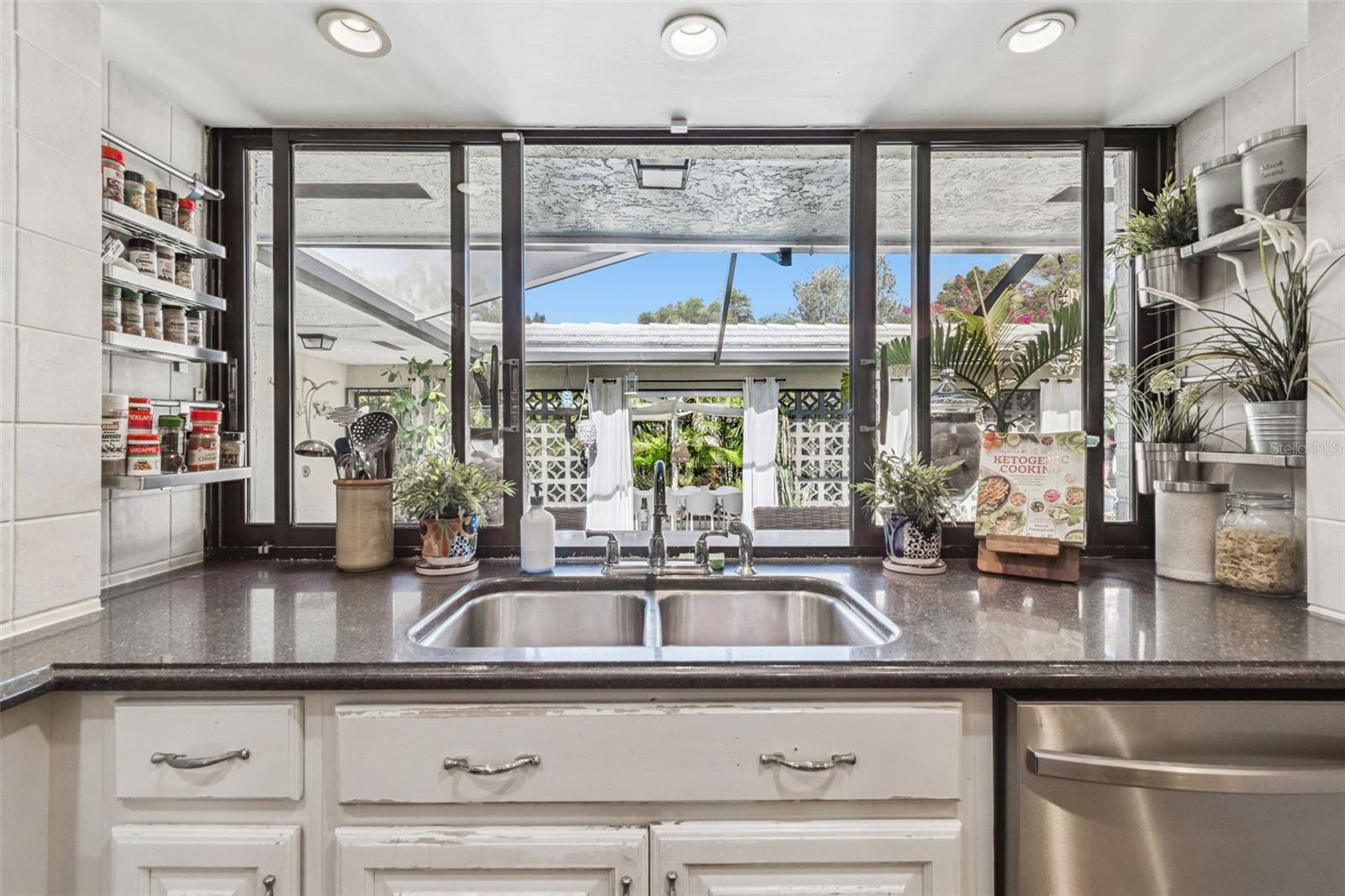 Image 21 of 89 For 2901 67th Avenue S