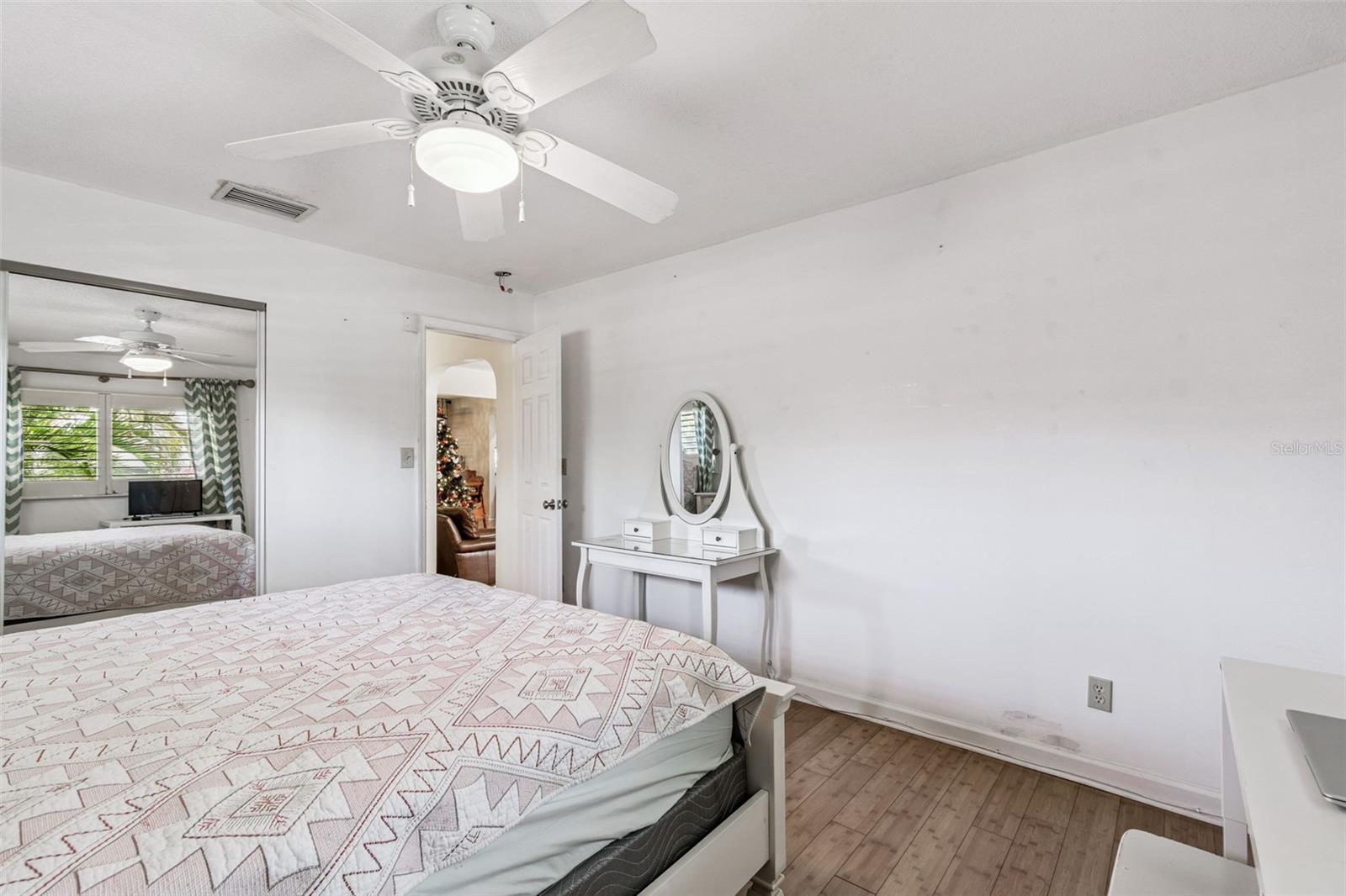 Image 52 of 89 For 2901 67th Avenue S