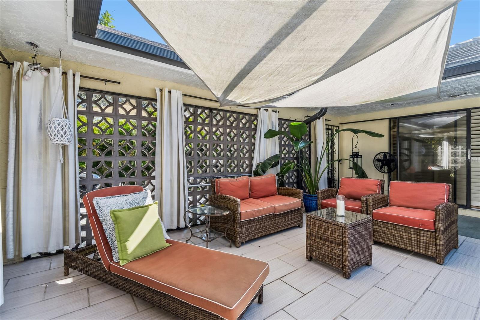 Image 59 of 89 For 2901 67th Avenue S