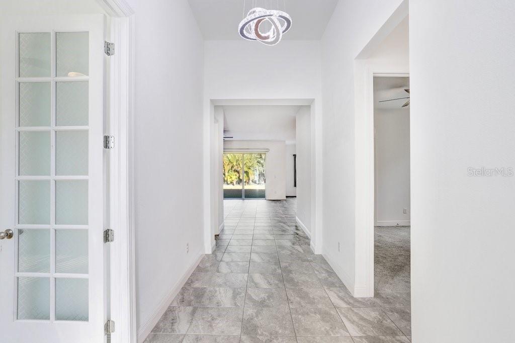 Image 2 of 38 For 16711 Courtyard Loop