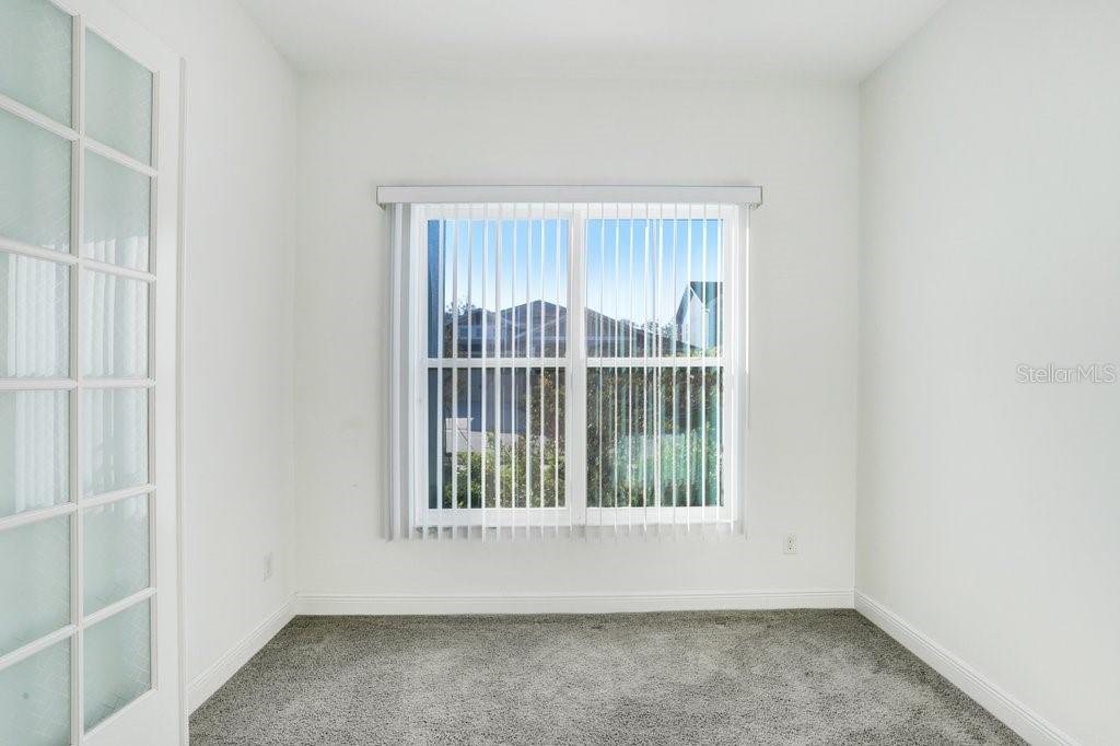 Image 3 of 38 For 16711 Courtyard Loop