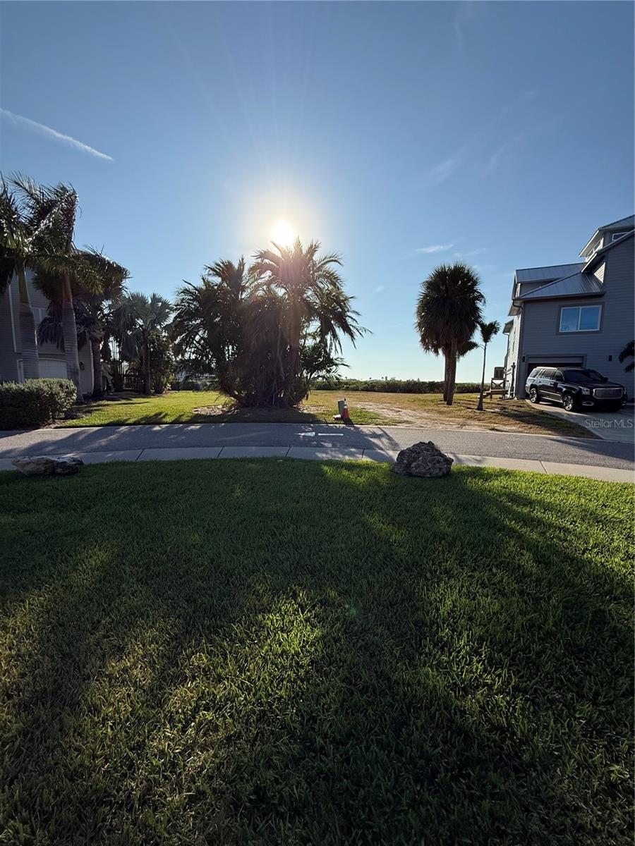 Image 10 of 31 For 5523 2nd Avenue Circle W