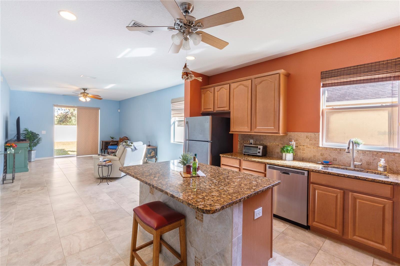 Listing photo id 8 for 5608 Angelonia Terrace