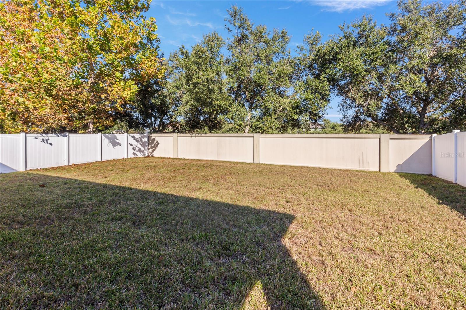 Listing photo id 13 for 5608 Angelonia Terrace