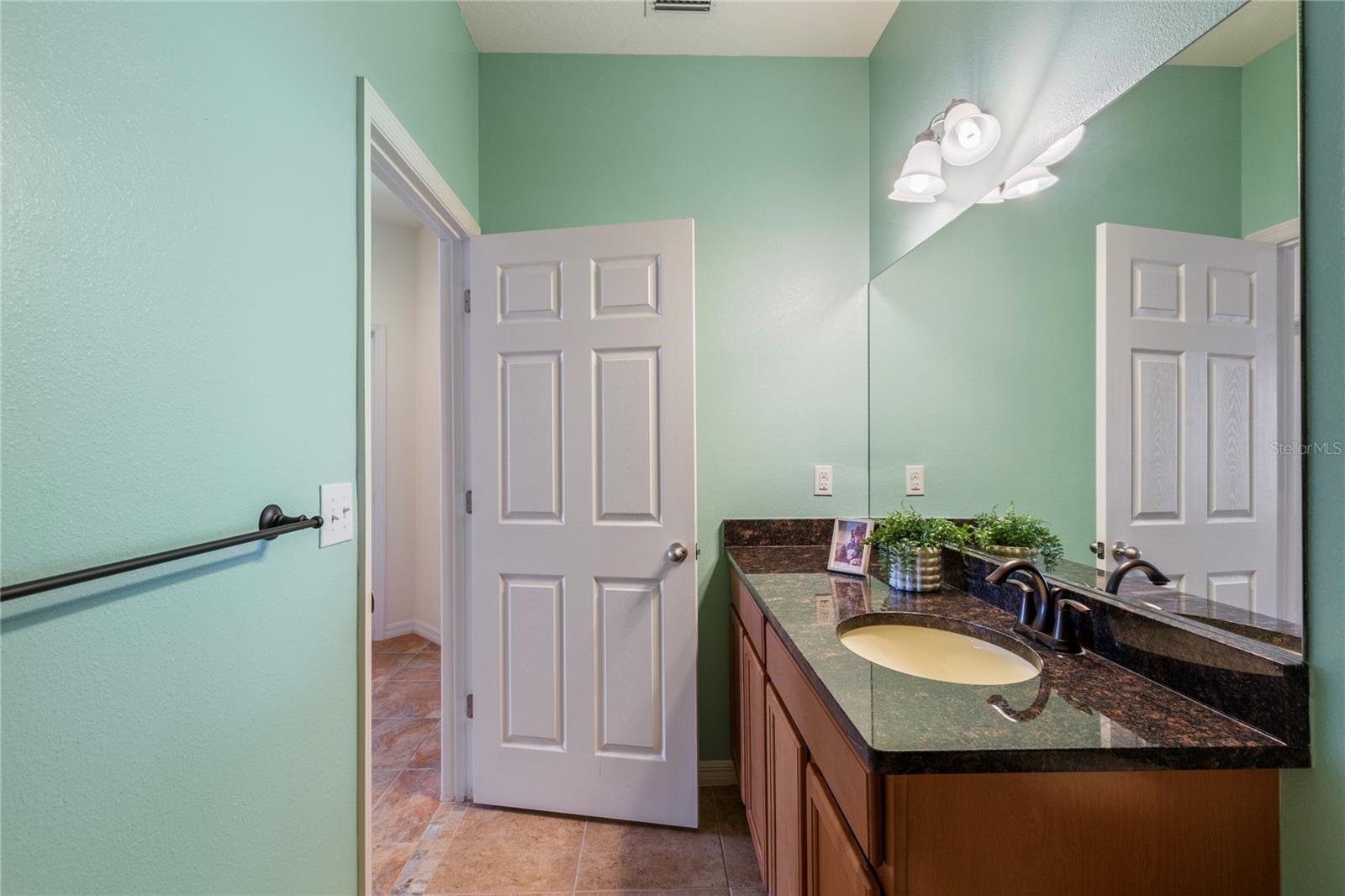 Listing photo id 23 for 5608 Angelonia Terrace