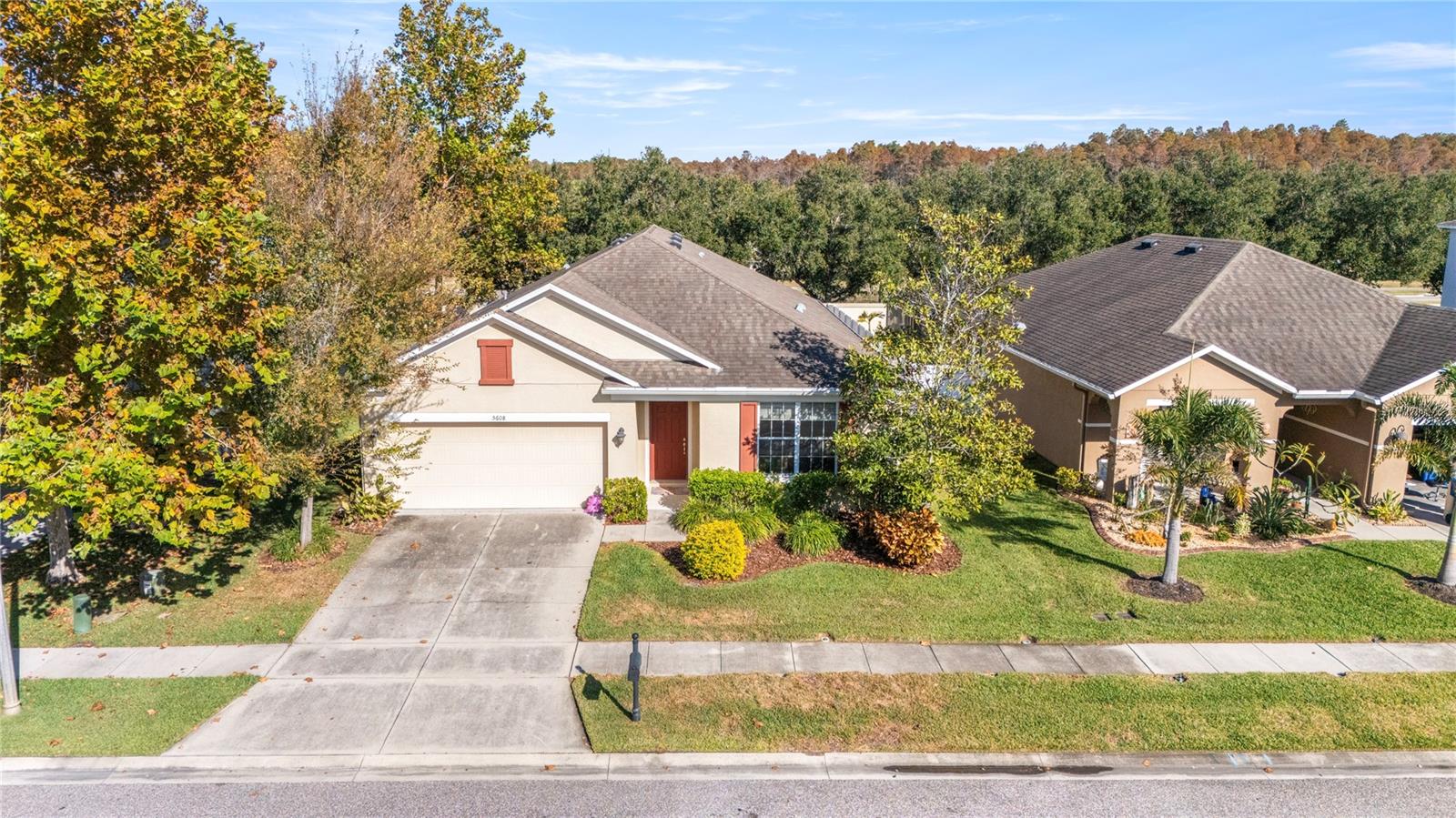 Listing photo id 42 for 5608 Angelonia Terrace