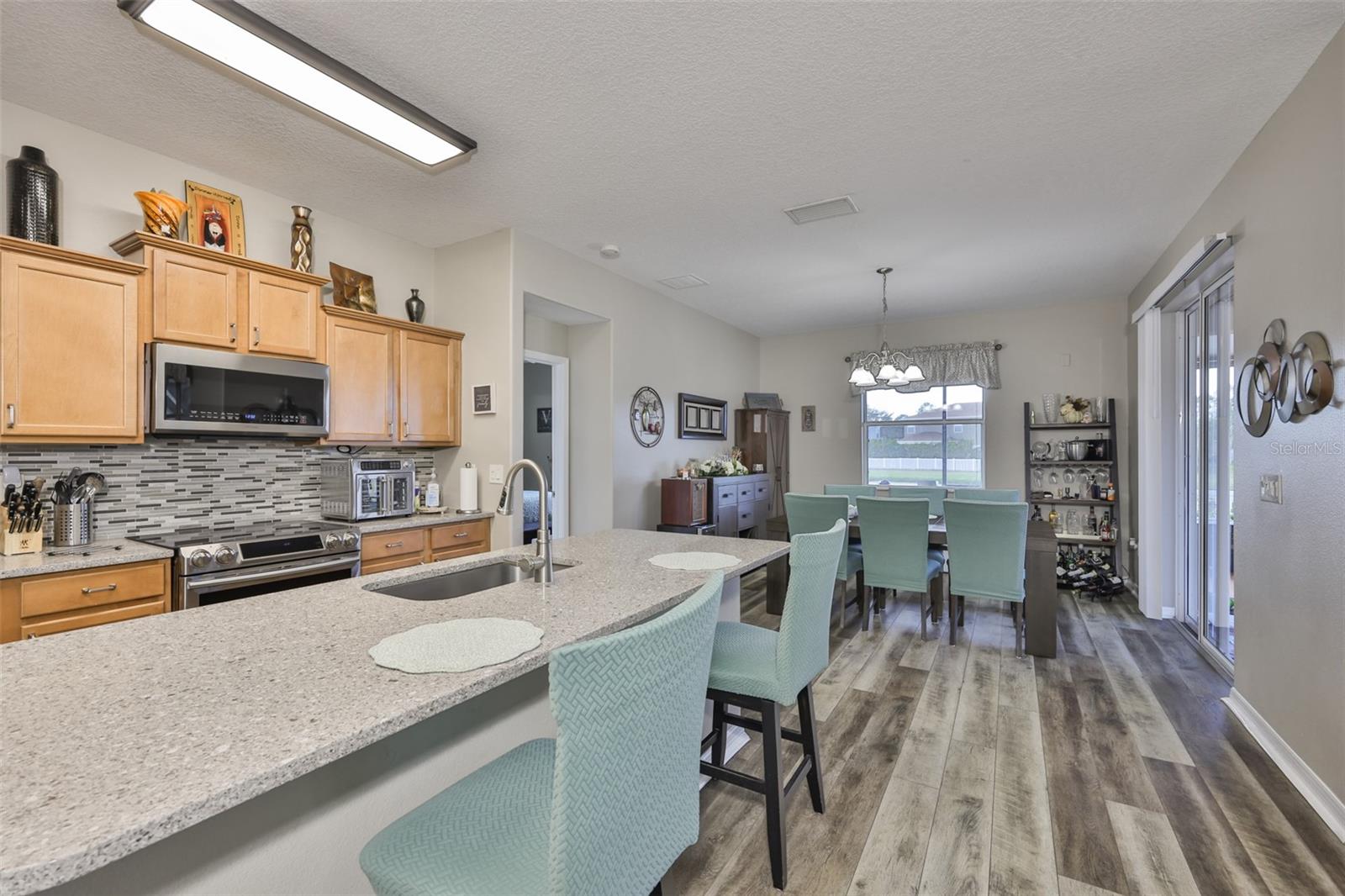 Image 14 of 53 For 507 Powder View Drive