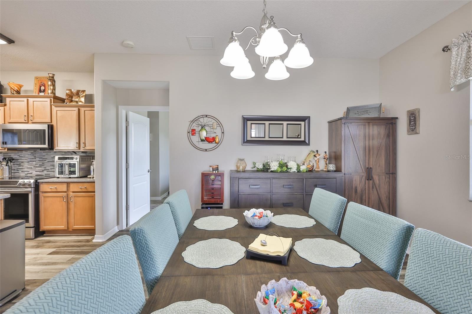 Image 17 of 53 For 507 Powder View Drive