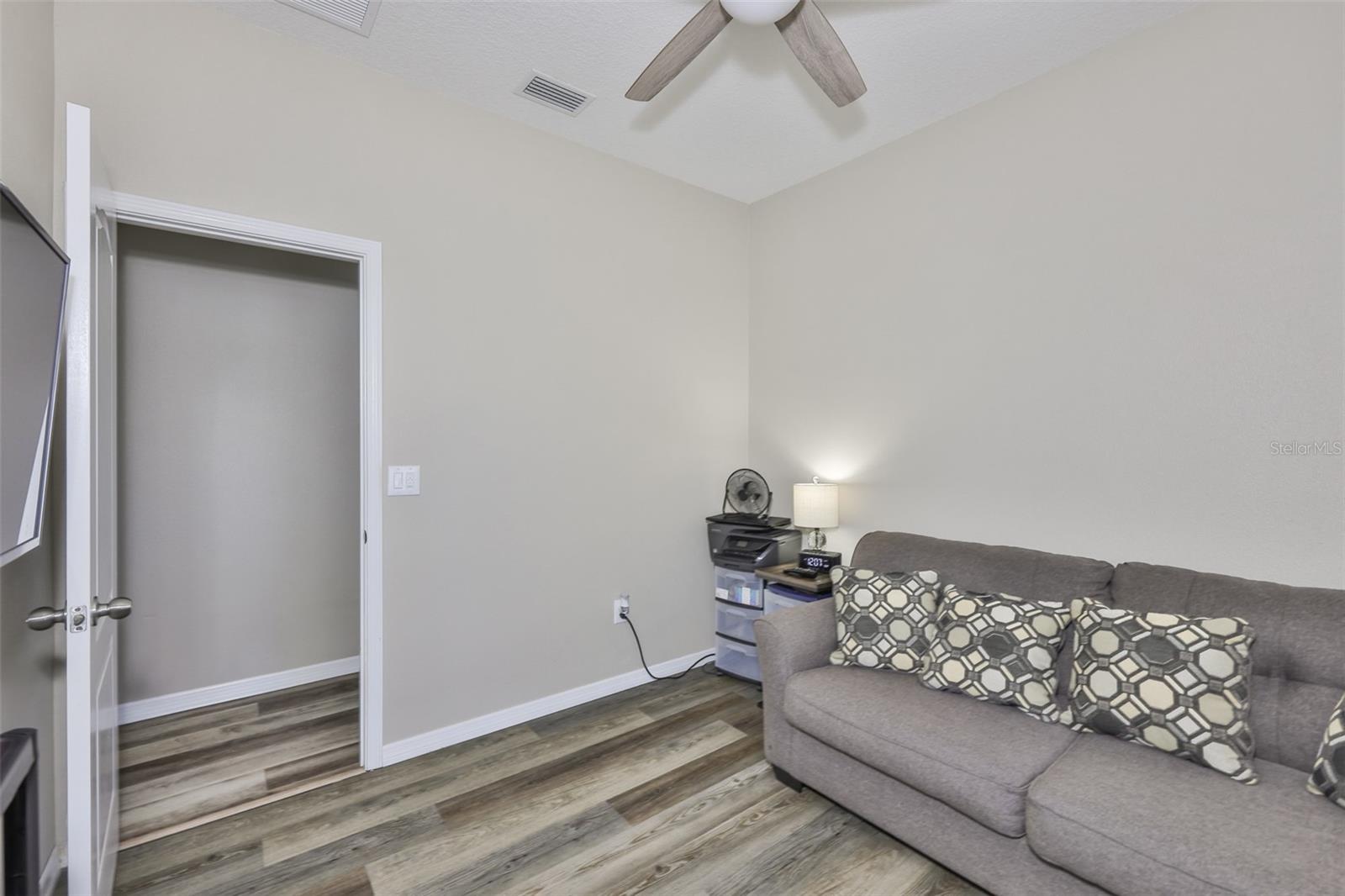 Image 27 of 53 For 507 Powder View Drive